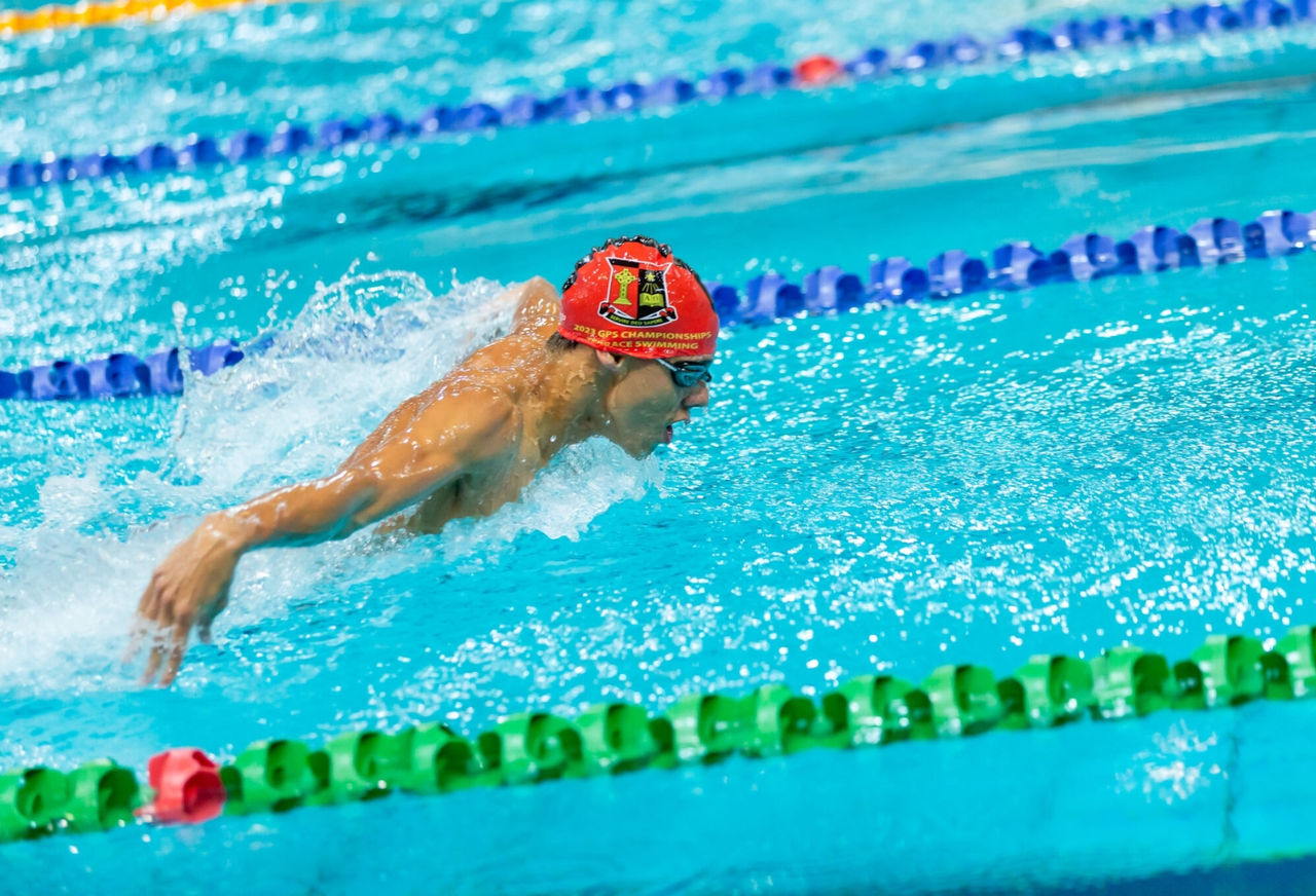 Kid swimming butterfly